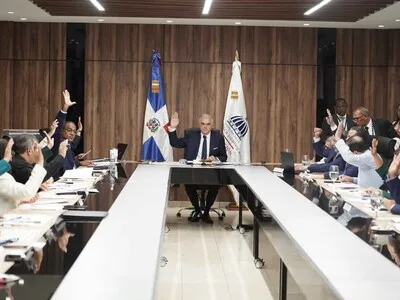 Crean comisión para prevenir violencia de género en centros educativos