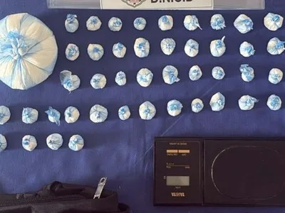Ocupan más de 5.4 kilos de drogas y detienen a 61 personas