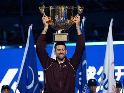 Novak Djokovic conquista su séptimo título en el Abierto de China