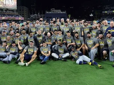 Milwaukee elimina a San Diego y avanza a la Serie de Campeonato