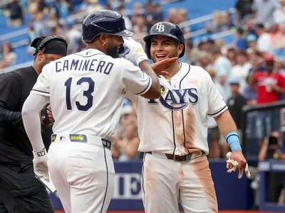 Caminero y Aranda trasladan éxito del Clásico Mundial a los playoffs