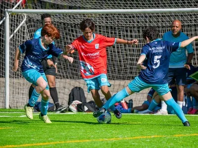 American School y St. Michael's inician con triunfos la Copa Humano