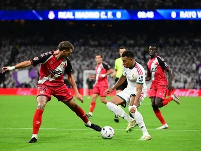 Rayo Vallecano recibe sanción por incidentes en su estadio