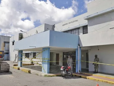 Denuncian falta de planificación en remodelación del Hospital Salvador B. Gautier