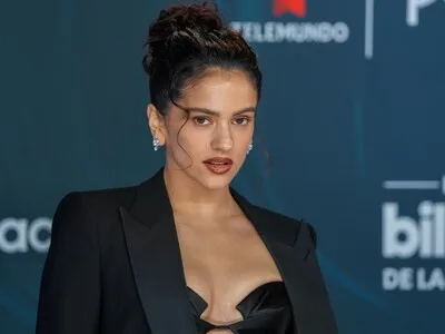 Fuerza Regida y Bad Bunny dominan los Premios Billboard Latinos 2026