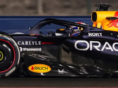 Max Verstappen amenaza las aspiraciones de título de Kimi Antonelli en Austin