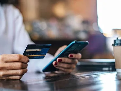 Tarjetas de crédito con límites altos impulsan crecimiento financiero en el país