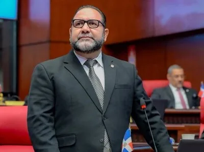 Ramón Rogelio Genao respalda la renuncia de su hijo al PRSC