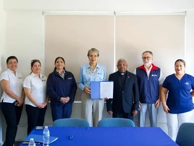Ucateba y La Salle Cancún firman acuerdo de cooperación académica internacional